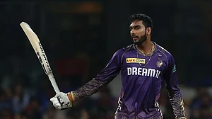 Photo: X | Indian Premier League : IPL 2026 Auction: Royal Challengers Bengaluru Purchase Venkatesh Iyer For INR 7 Crore - Check Details