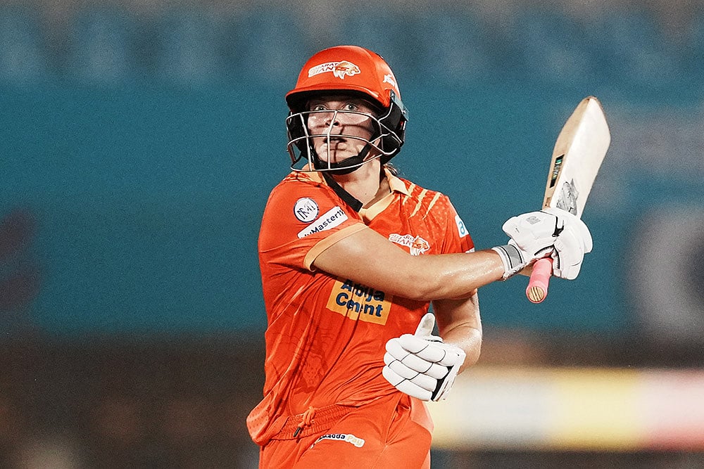 Womens Premier League (WPL) 2025 play-off Gujarat Giants and Mumbai Indians_Danielle Gibson