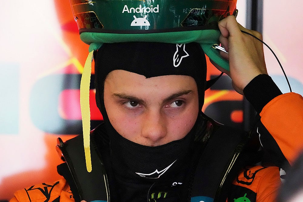 2025 Australian Formula One Grand Prix Auto racing at Albert Park_McLaren driver Oscar Piastri