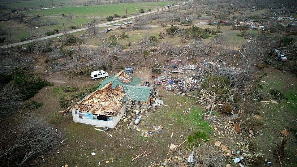 AP : A massive storm system moving across the United States unleashed winds that triggered deadly dust storms and fanned wildfires. Nearly 300 homes have been damaged or destroyed in Oklahoma due to fire.