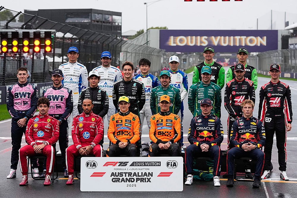 Australian Formula One Grand Prix 2025 F1 GP Auto race_Drivers pose for a group photo