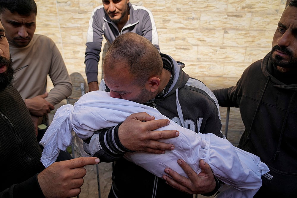 Israel Palestinians war Israeli army airstrikes in Gaza_7