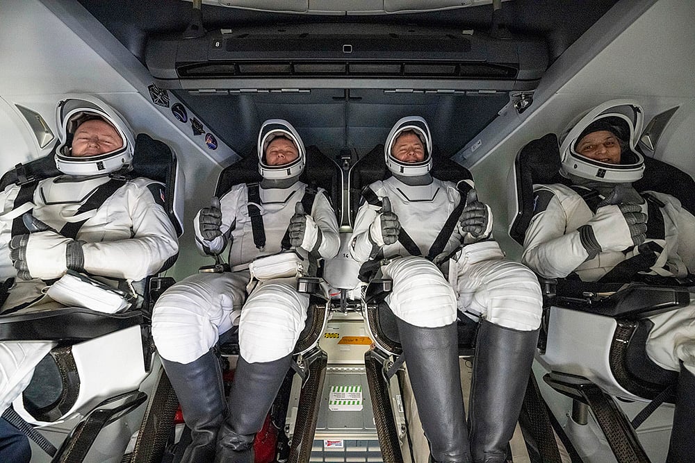 ISS Stuck astronauts return to earth on SpaceX capsule: 2