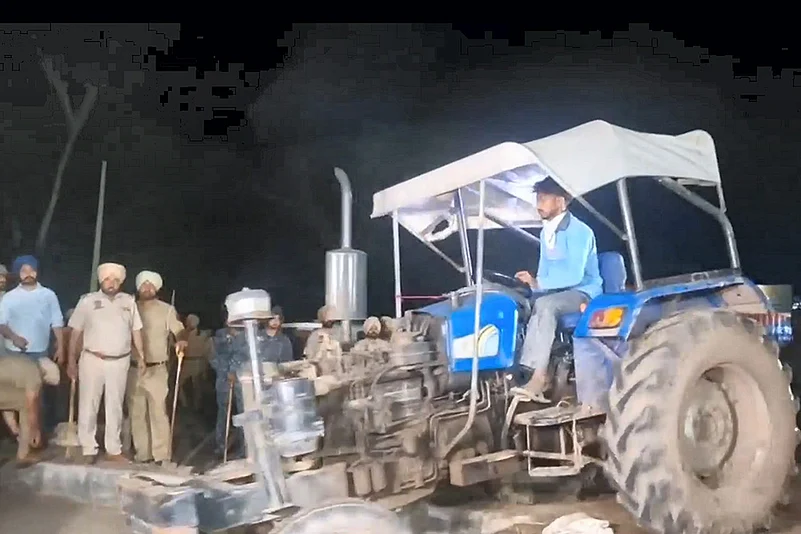 Tensions rise at Ambala border after farmer leaders detained, heavy police deployment.