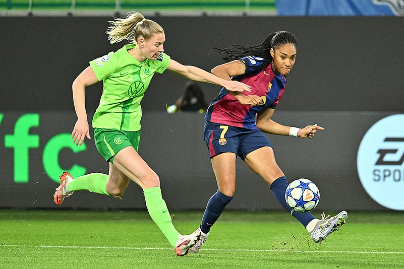 Womens Champions League UWCL Quarter-Finals 1st Leg VfL Wolfsburg vs FC Barcelona: Salma Paralluelo