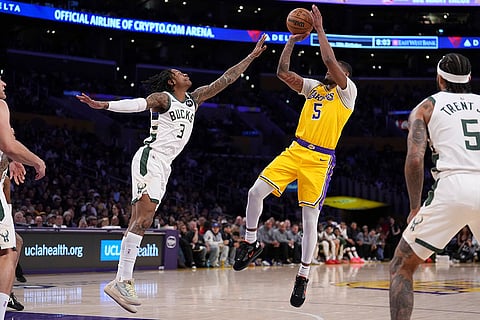 NBA 2024-25: Milwaukee Bucks vs Los Angeles Lakers