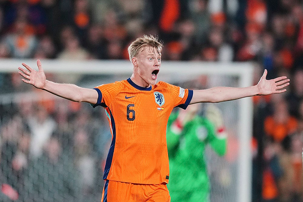 UEFA Nations League quarterfinal first leg match between Netherlands and Spain: Jan Paul van Hecke