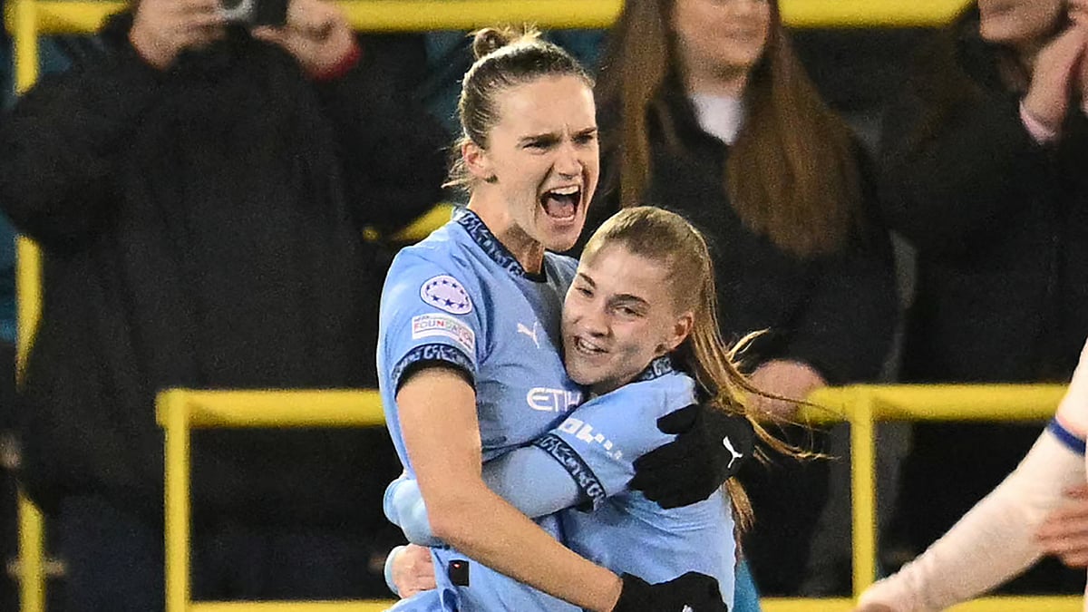 Vivianne Miedema inflicted Chelsea's first loss in all competitions this season