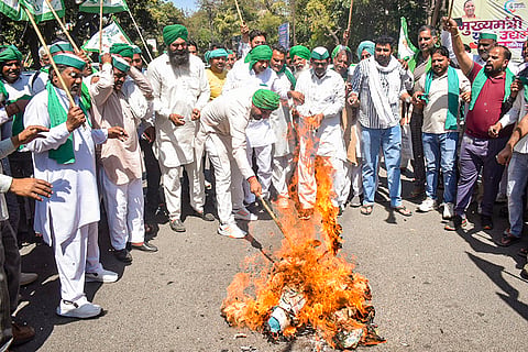 Protest against Punjab Govt