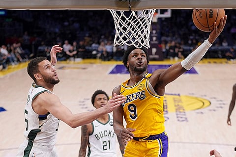 NBA 2024-25: Milwaukee Bucks vs Los Angeles Lakers