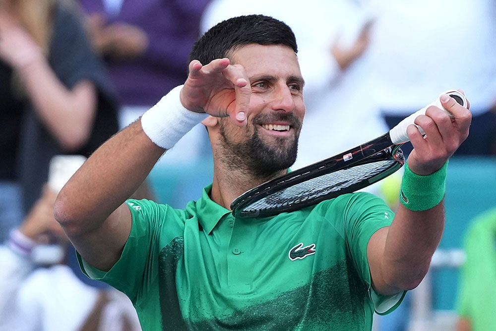 | Photo: AP/Lynne Sladky : Miami Open Tennis: Novak Djokovic vs Rinky Hijikata