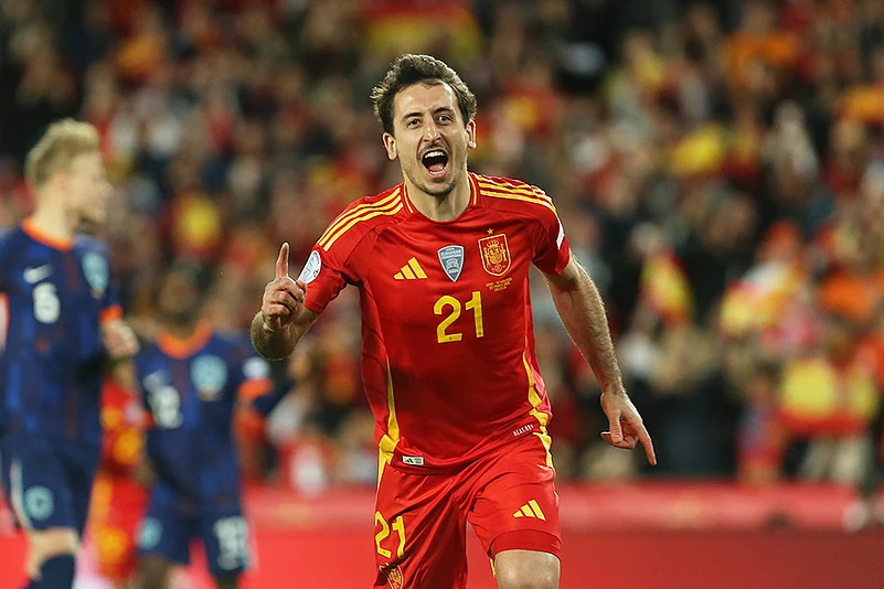 UEFA Nations League 2024-25 Quarter-Finals Second Leg Spain vs Netherlands: Mikel Oyarzabal