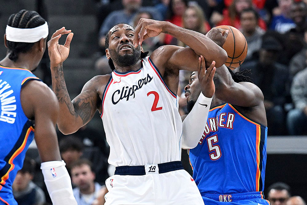 NBA basketball game Oklahoma City Thunder vs Los Angeles Clippers: Kawhi Leonard