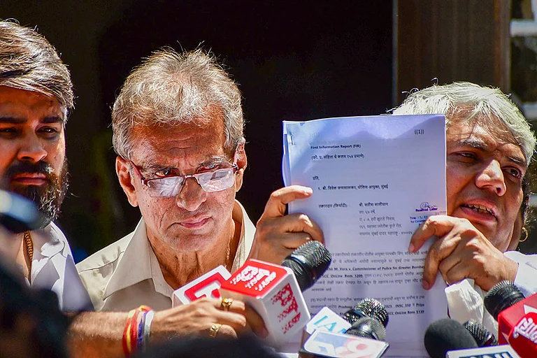 Disha Salian Death Case: HC Directs Registry To Place Father's Plea Before Appropriate Bench - | Photo: PTI