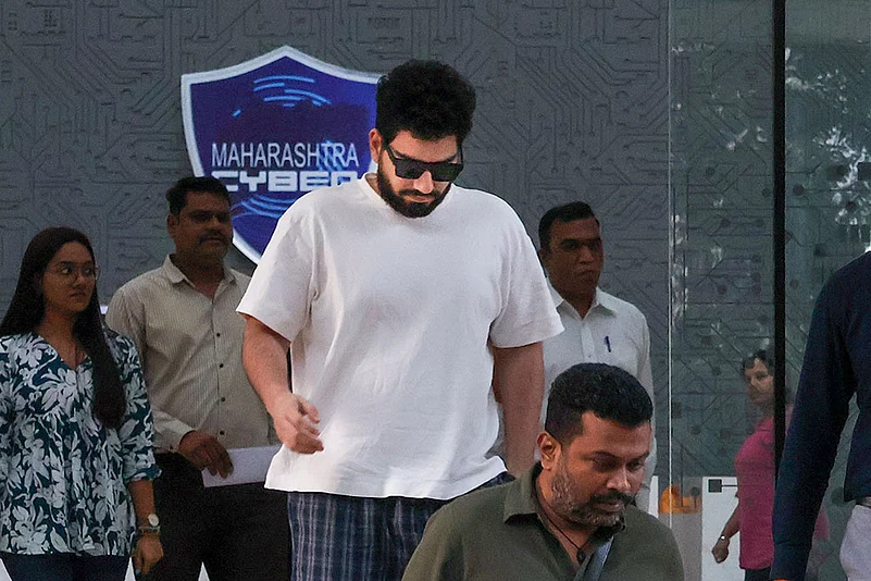Samay Raina at Maha Police cyber cell