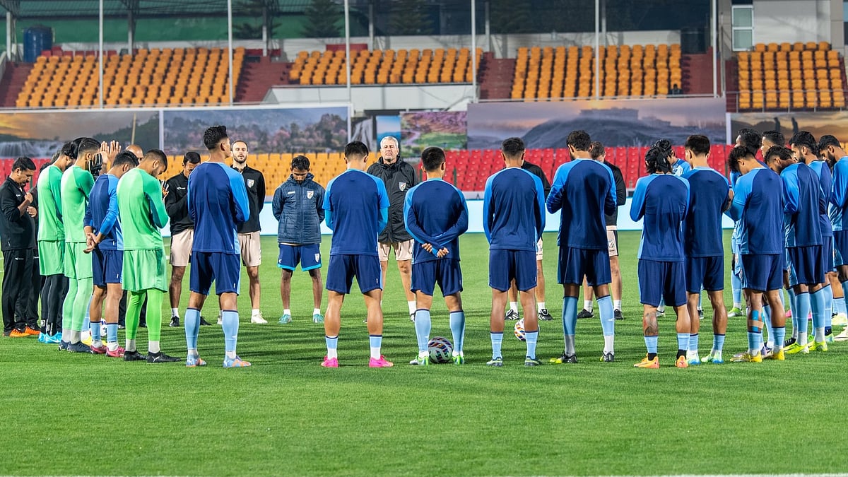 X/IndiaFootball : Indian football team.