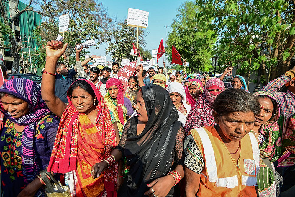 Municipal workers protest in Prayagraj