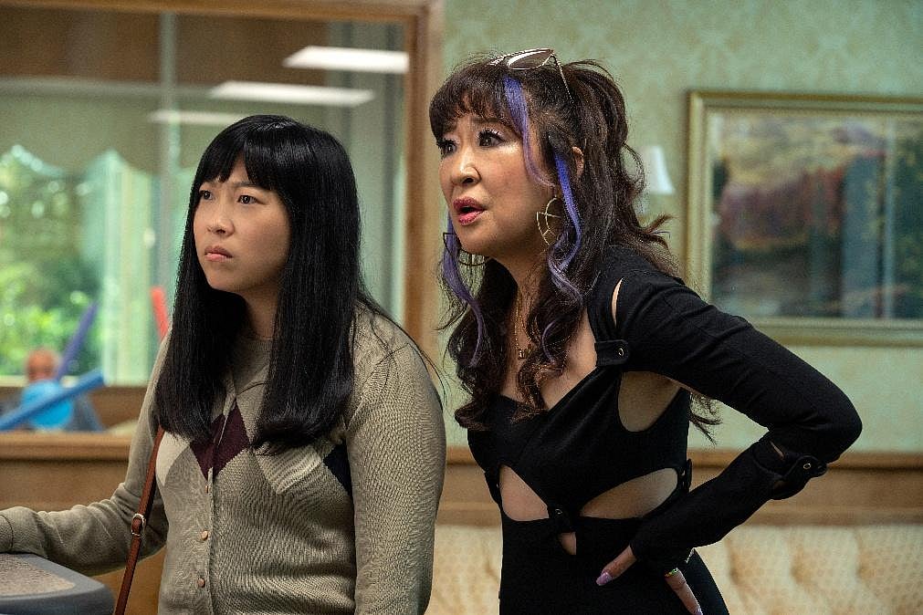 Sandra Oh in Quiz Lady
