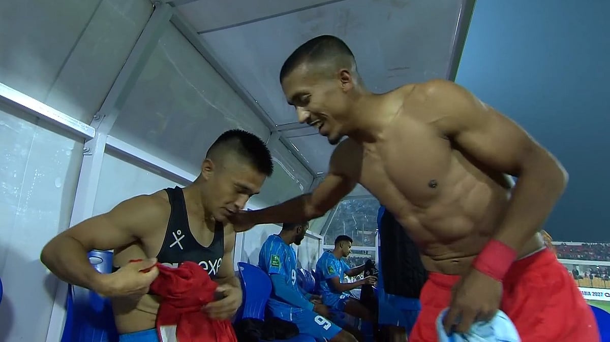 Photo: Screengrab : India's Sunil Chhetri gave his shirt to Bangladesh's Rakib Hossain.