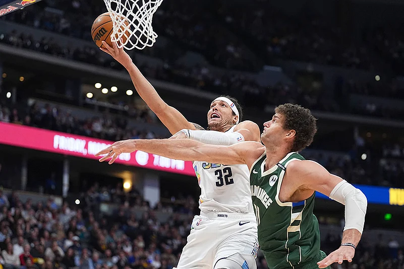 NBA basketball 2024-25 Milwaukee Bucks vs Denver Nuggets: Aaron Gordon