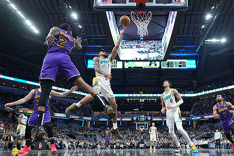 NBA 2024-25: Los Angeles Lakers vs Indiana Pacers