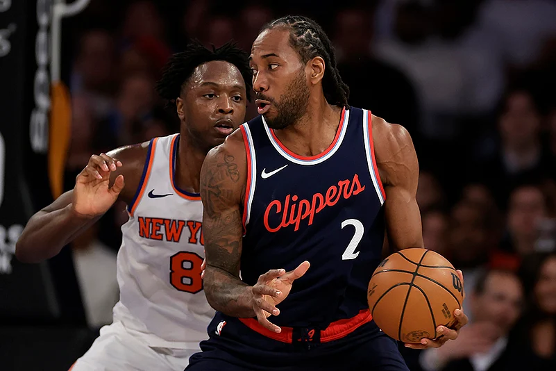 NBA basketball 2024-25 Los Angeles Clippers vs New York Knicks: Kawhi Leonard