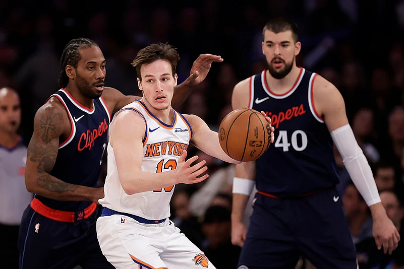 NBA basketball 2024-25 Los Angeles Clippers vs New York Knicks: Tyler Kolek