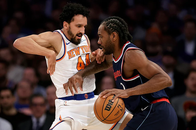 NBA basketball 2024-25 Los Angeles Clippers vs New York Knicks: Kawhi Leonard