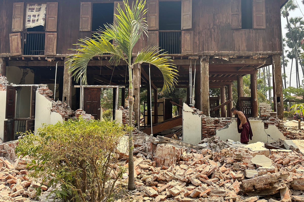 Aung Shine Oo/AP : earthquake in Myanmar
