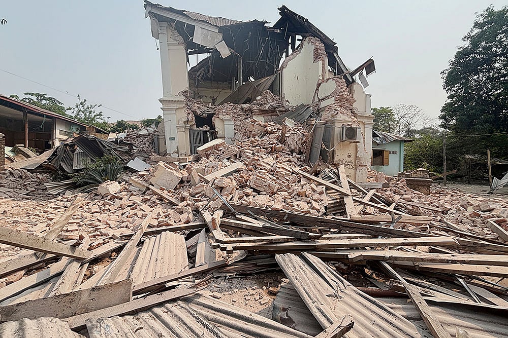 | Photo: AP/Aung Shine Oo : Earthquake in Myanmar