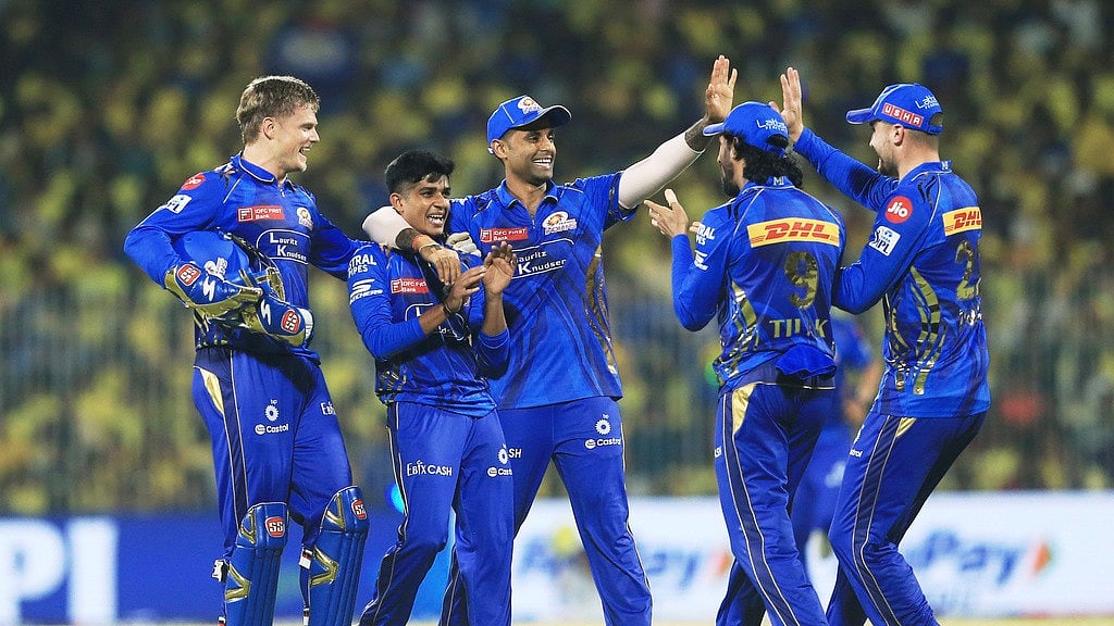 Mumbai Indians players celebrate.