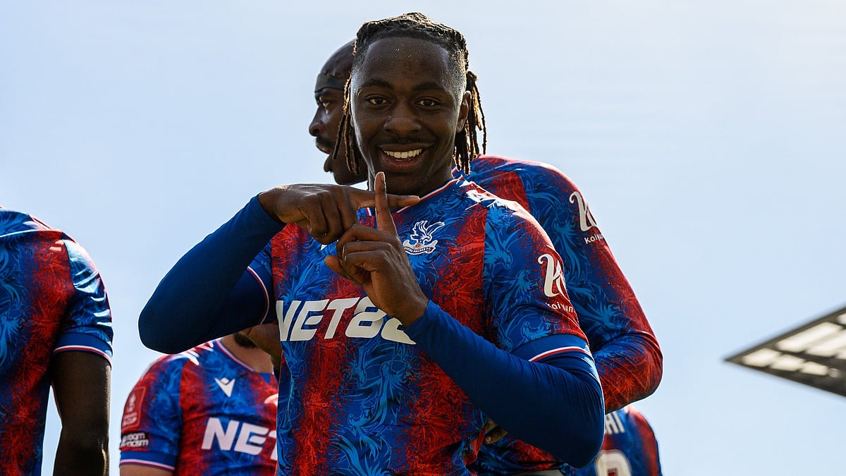 Eberechi Eze celebrates opening the scoring for Crystal Palace in win at Fulham - null