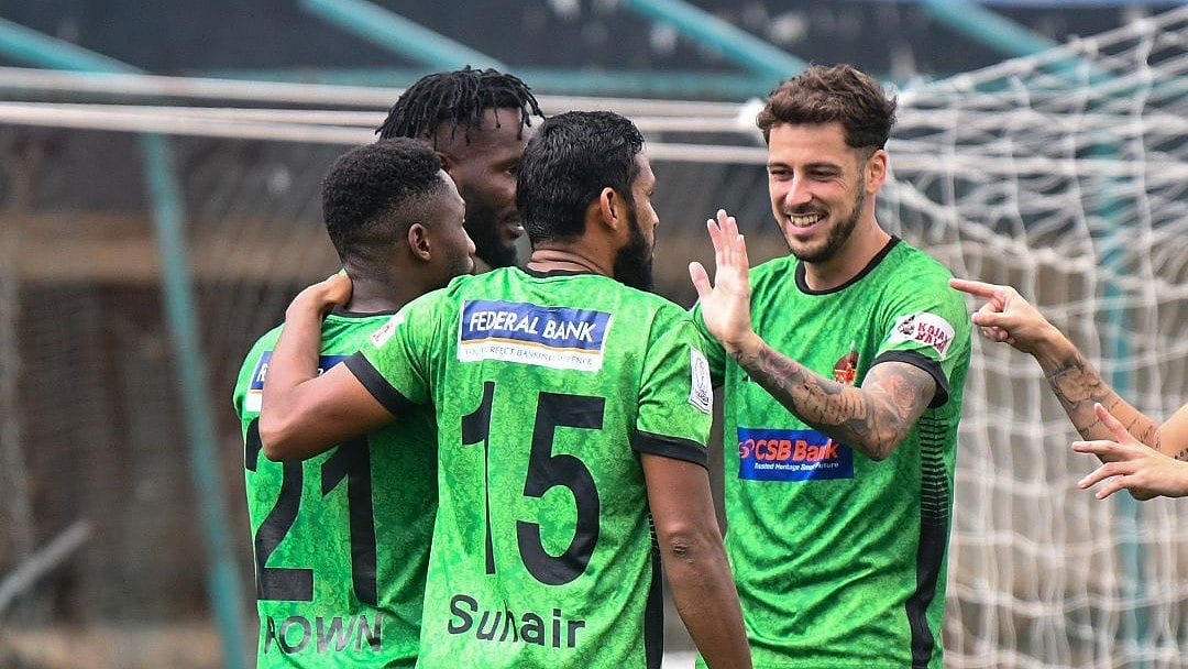 X/@GokulamKeralaFC : Gokulam Kerala FC players celebrating a win.