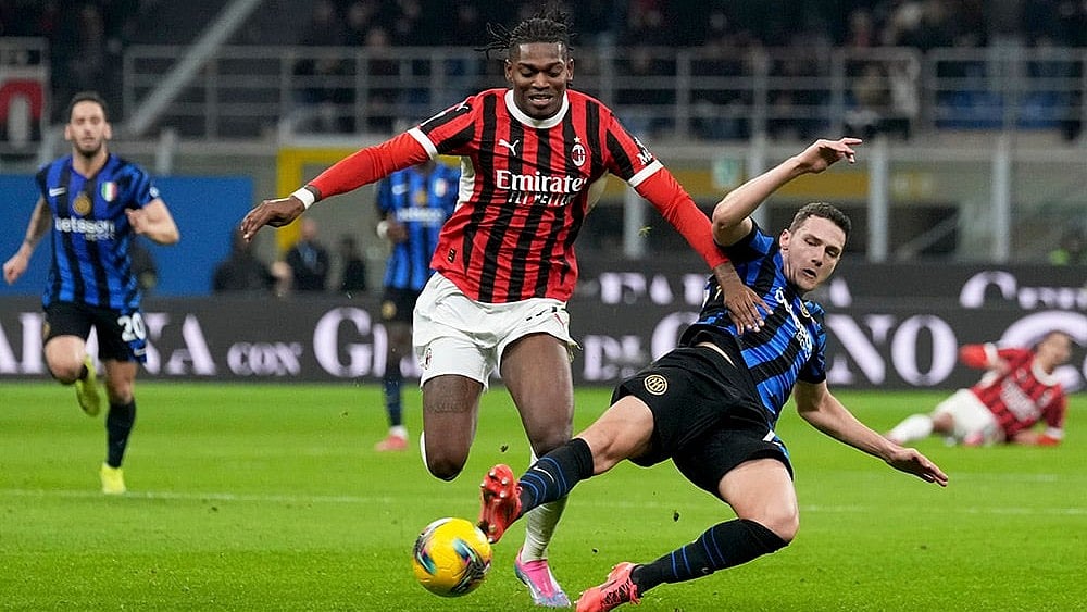 Italian Serie A soccer AC Milan vs Inter Milan match photo: Benjamin Pavard