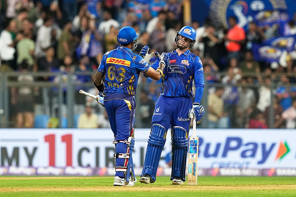 Indian Premiere League: Mumbai Indians vs Kolkata Knight Riders