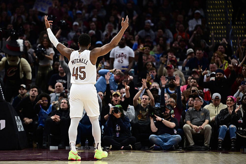NBA Basketball Game: Cleveland Cavaliers vs Los Angeles Clippers