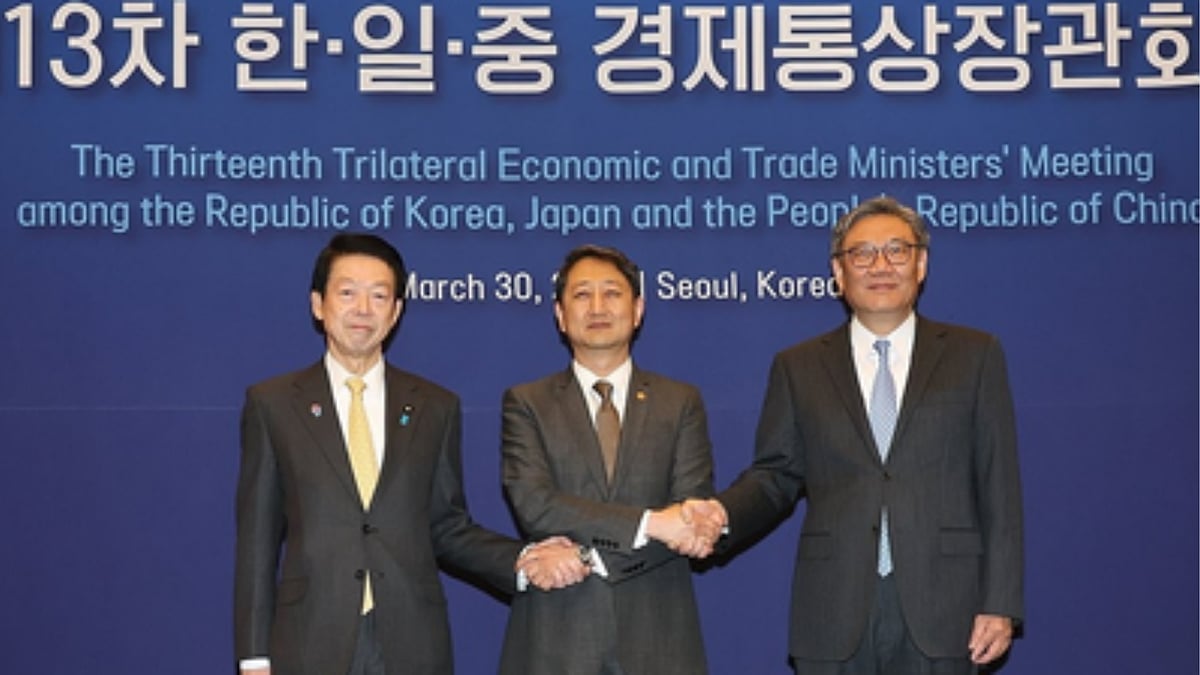 china japan south korea trump tariffs 