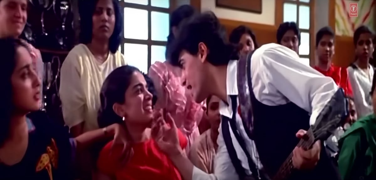Still from the song Papa Kehte Hain