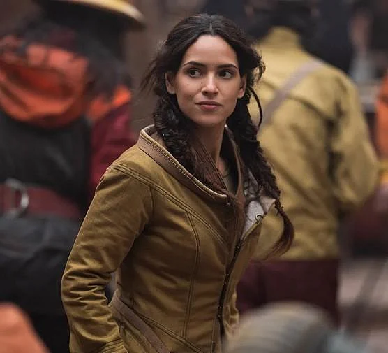 Adria Arjona
