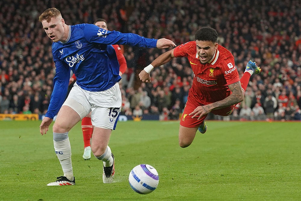 English Premier League: Liverpool vs Everton