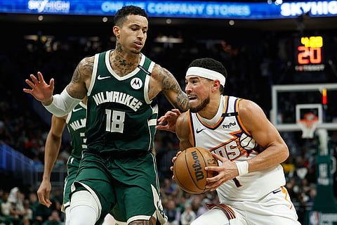 Basketball: Phoenix Suns vs Milwaukee Bucks