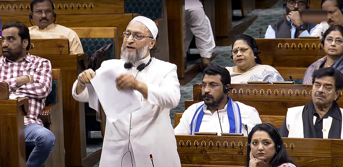 Asaduddin Owaisi tears Waqf (Amendment) Bill during Lok Sabha debate | - PTI
