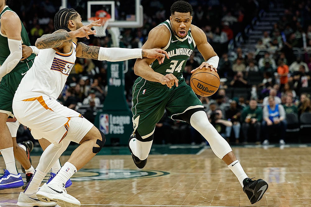 NBA Basketball: Milwaukee Bucks vs Phoenix Suns