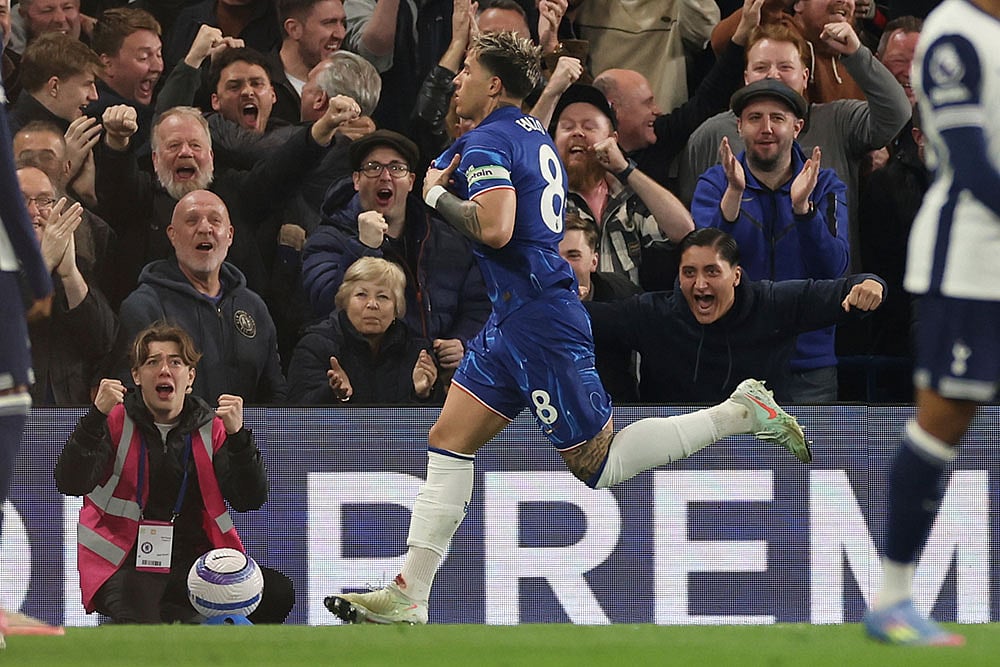 English Premier League: Tottenham Hotspur vs Chelsea