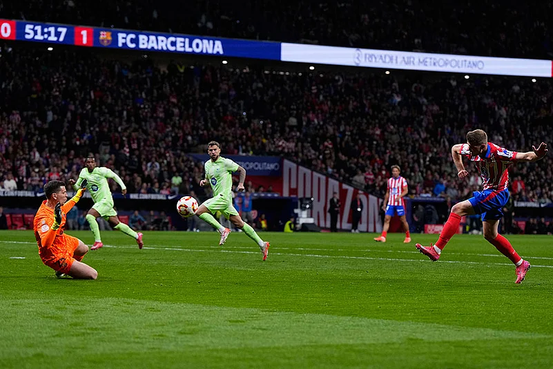 Spain Soccer Copa del Rey: Barcelona vs Atletico Madrid