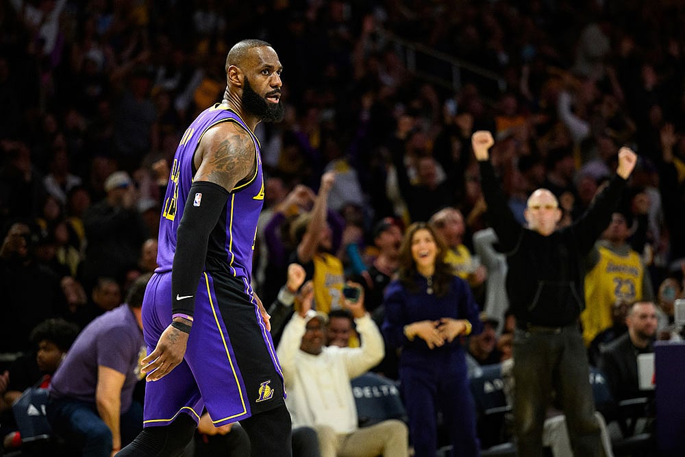 NBA Basketball: Los Angeles Lakers vs New Orleans Pelicans
