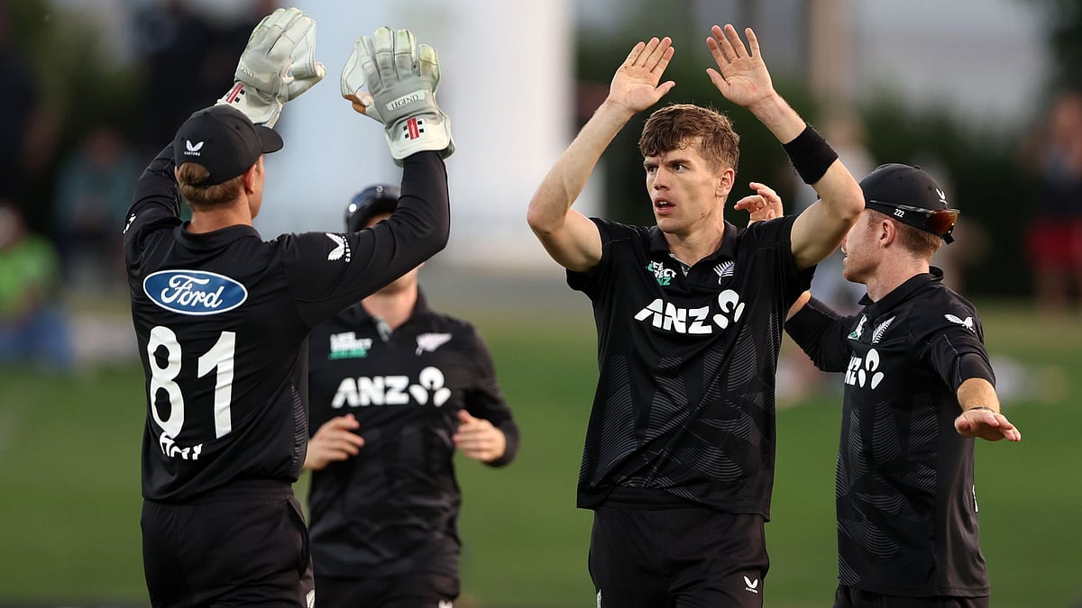 Sears celebrates one of five wickets he took during the third ODI