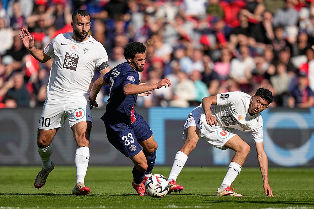 Angers vs Paris Saint-Germain