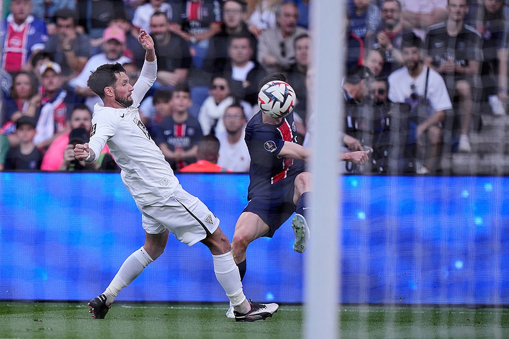 France Soccer League One: Angers vs Paris Saint-Germain