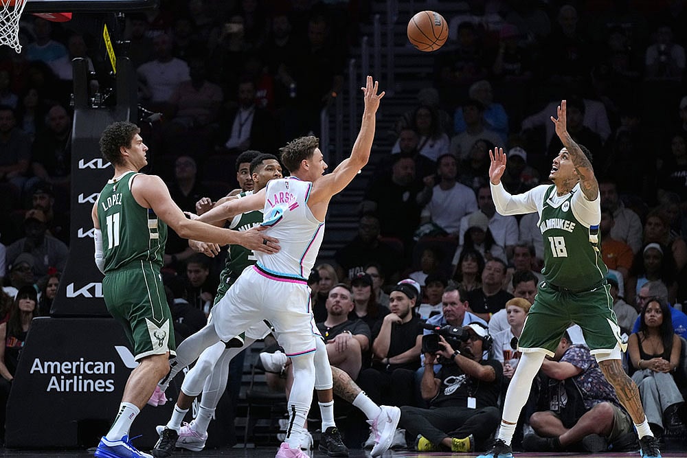 NBA Basketball: Milwaukee Bucks vs Miami Heat